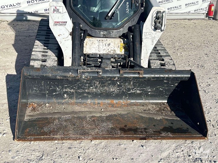 2023-bobcat-t595-image-20