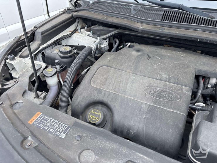 2016-ford-explorer-image-10