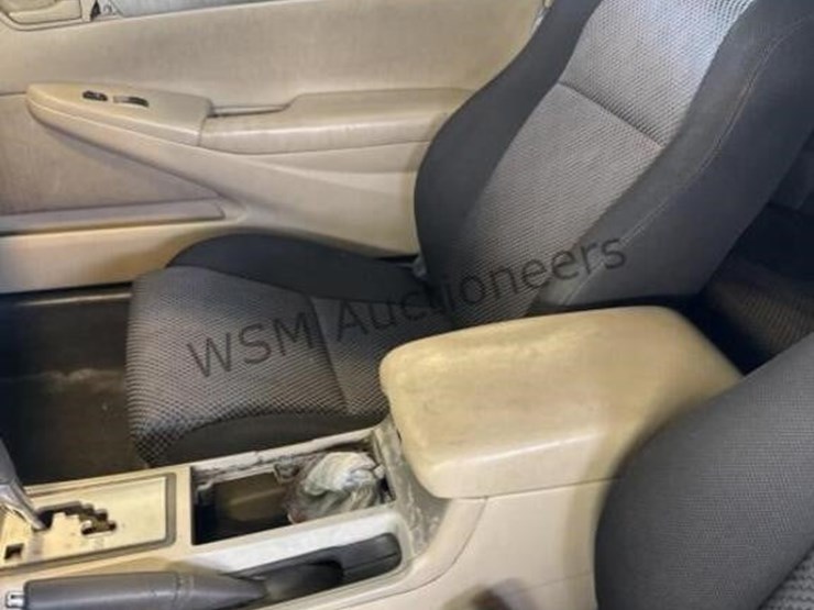 2007-toyota-camry-solara-convertible-image-24