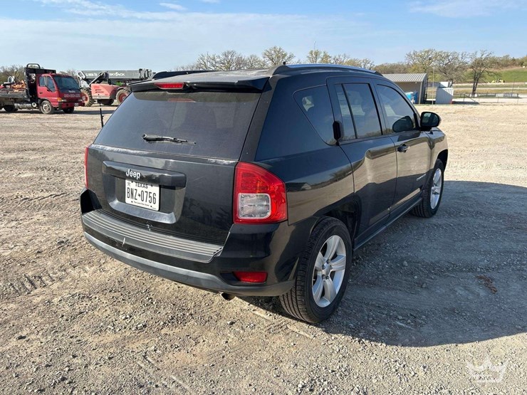 2012-jeep-compass-image-4