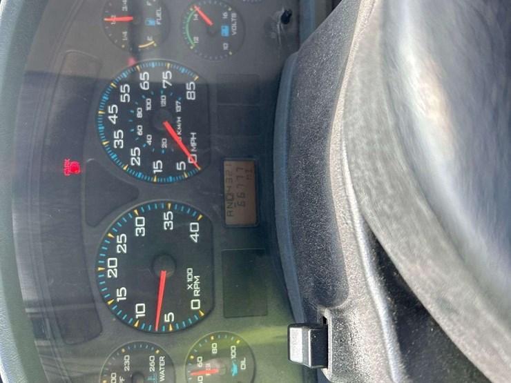 2007-international-durastar-4300-image-13