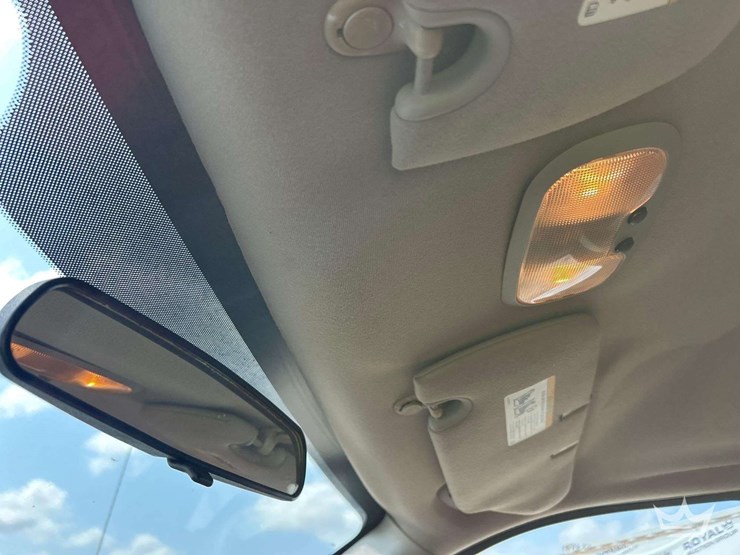 2005-dodge-dakota-image-19