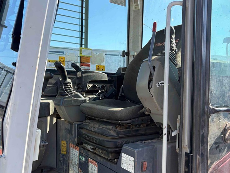 takeuchi-tb280fr-image-13