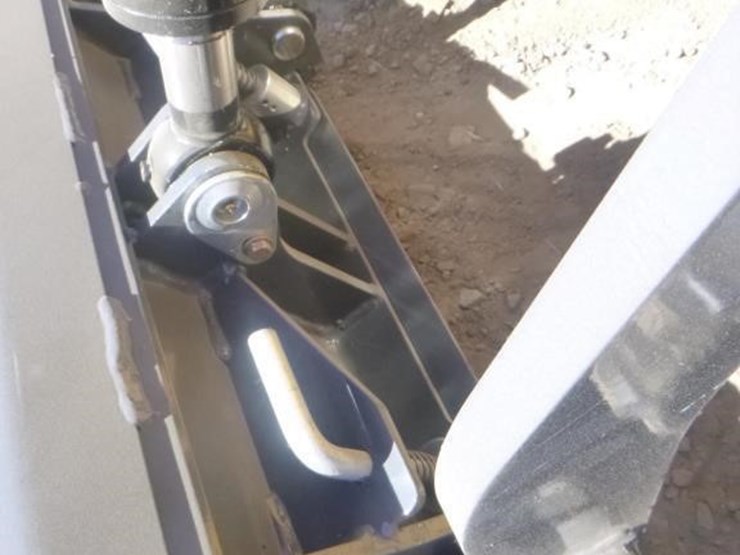 sdlanch-sdll60-skid-steer-track-loader-image-12