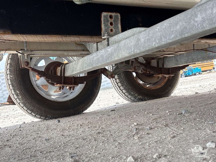 2007-30ft.-regal-30-express-cruiser-boat-with-2010-vantage-t/a-33-ft.-trailer-image-69