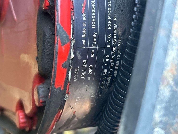 2014-freightliner-114sd-image-12