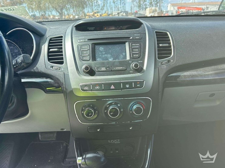 2014-kia-sorento-image-18