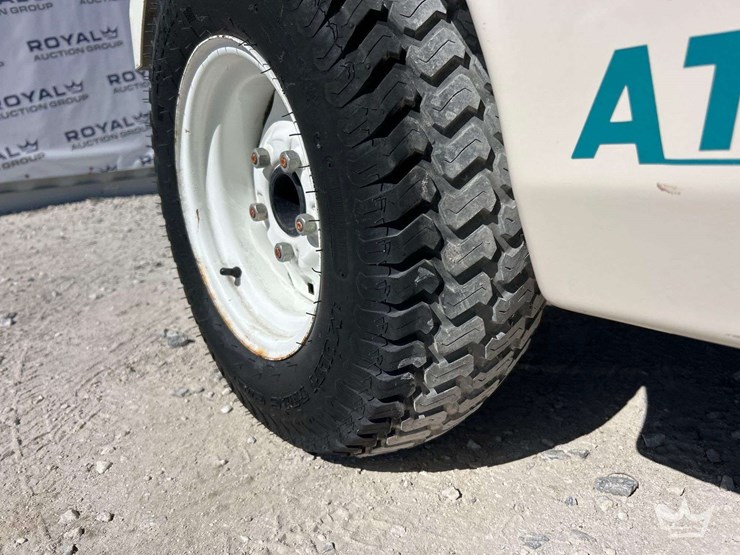 2014-tennant-atlv4300-image-19