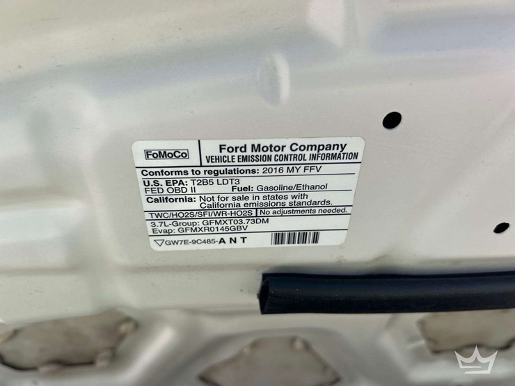 2019-ford-explorer-image-10