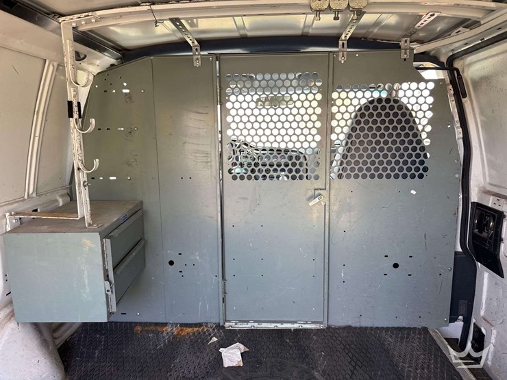 1996-chevrolet-astro-image-12