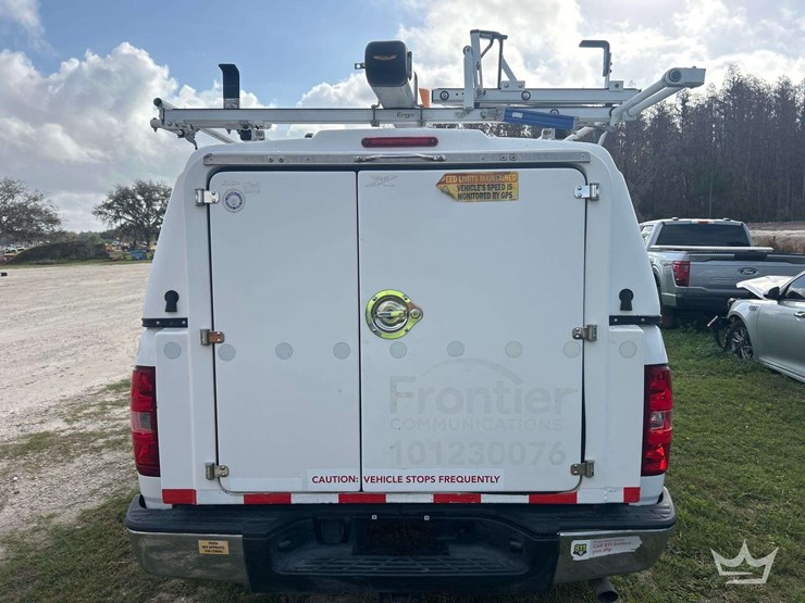 2012-chevrolet-silverado-1500-hybrid-image-23