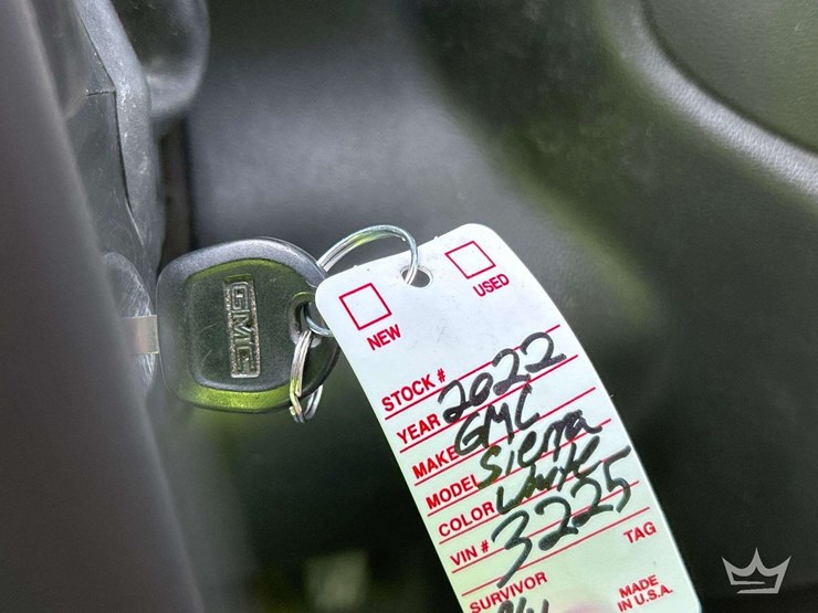 2022-gmc-sierra-2500-image-29