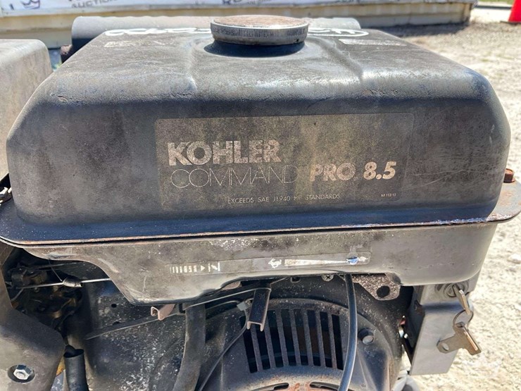 kohler-gasoline-air-compressor-image-7