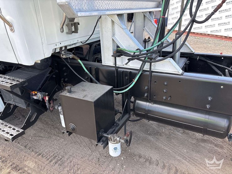 2003-sterling-l7500-image-18