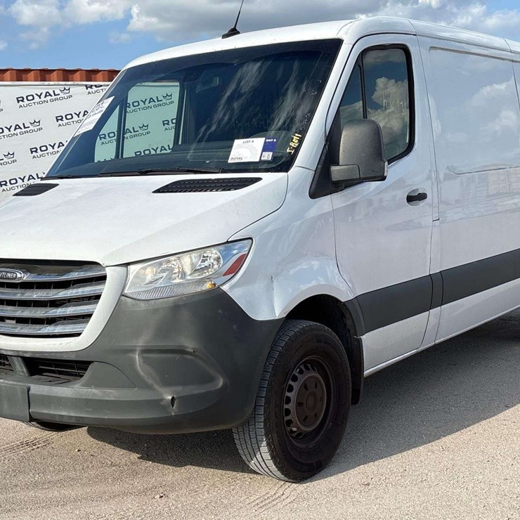 2019 Mercedes Sprinter 2500 Cargo Van
