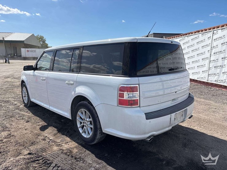 2016-ford-flex-image-4