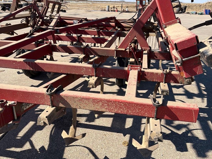 case-ih-4800-image-30