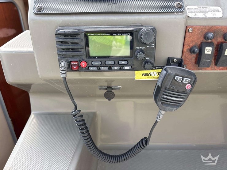 2007-30ft.-regal-30-express-cruiser-boat-with-2010-vantage-t/a-33-ft.-trailer-image-34