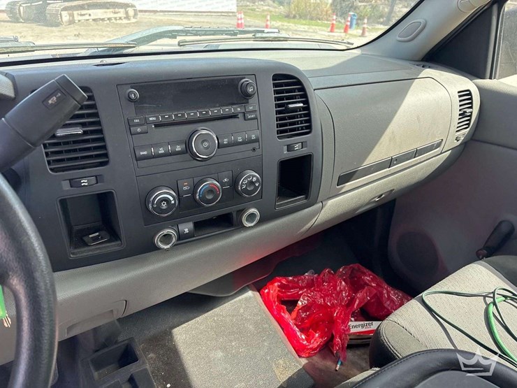 2009-chevrolet-silverado-1500-image-17