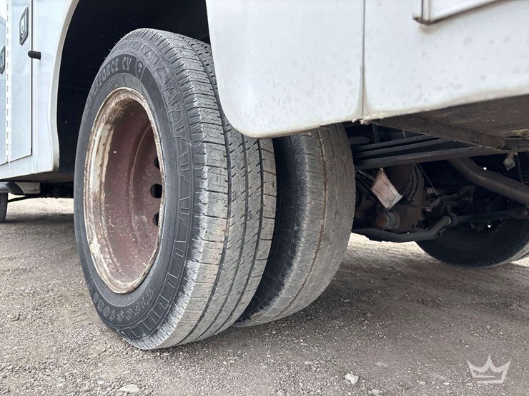 2016-ford-transit-image-22