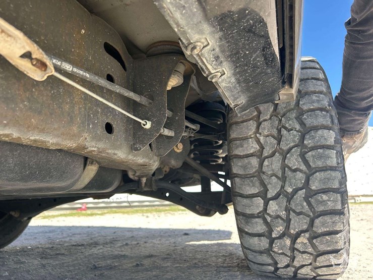 2011-ford-expedition-image-19