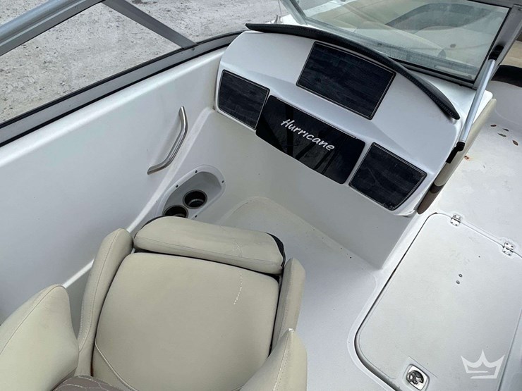 2020-23-ft.-godfrey-marine-hurricane-boat-with-26ft-t/a-boat-trailer-.-image-14