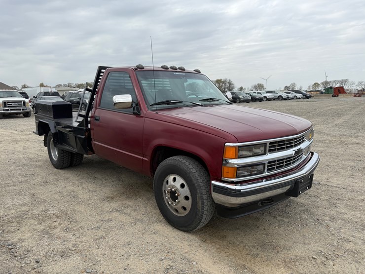 1992-chevrolet-gmt400-image-1