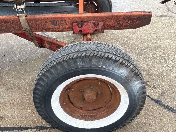 5-bolt-running-gear-with-hydraulic-hoist-image-5