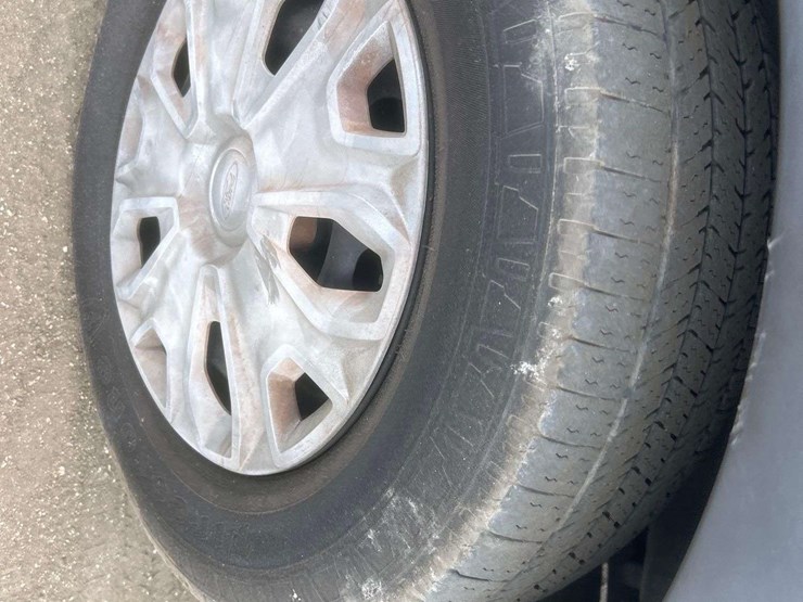 2015-ford-transit-image-34