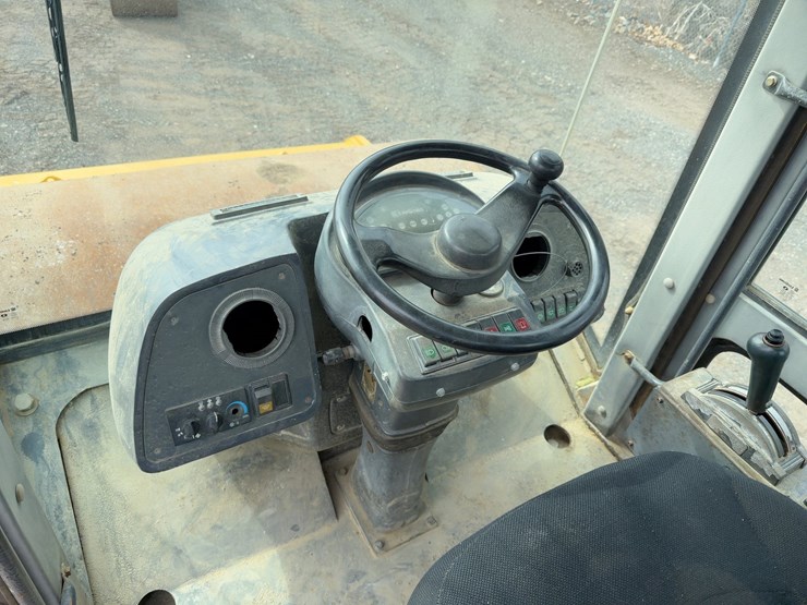 2012-liugong-612h-image-18