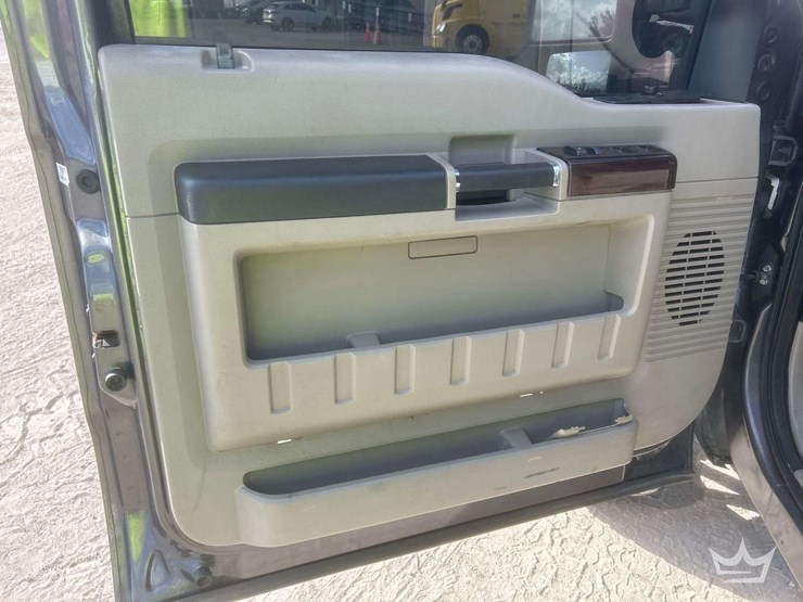 2008-ford-f250-image-13