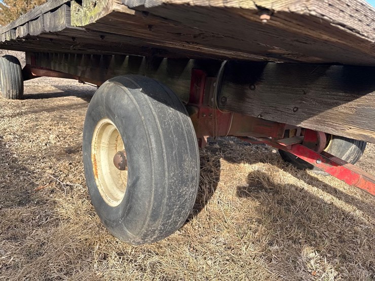 9ft-x-24ft-wooden-flatbed-image-12