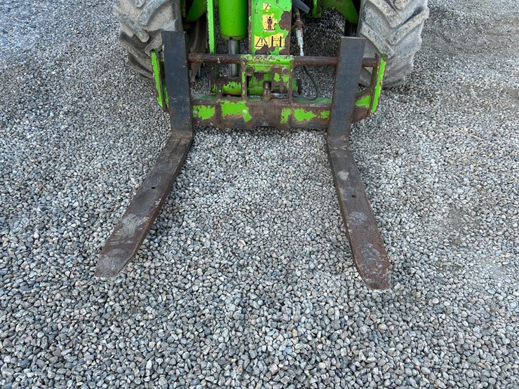 2003-merlo-p32.6-top-image-9