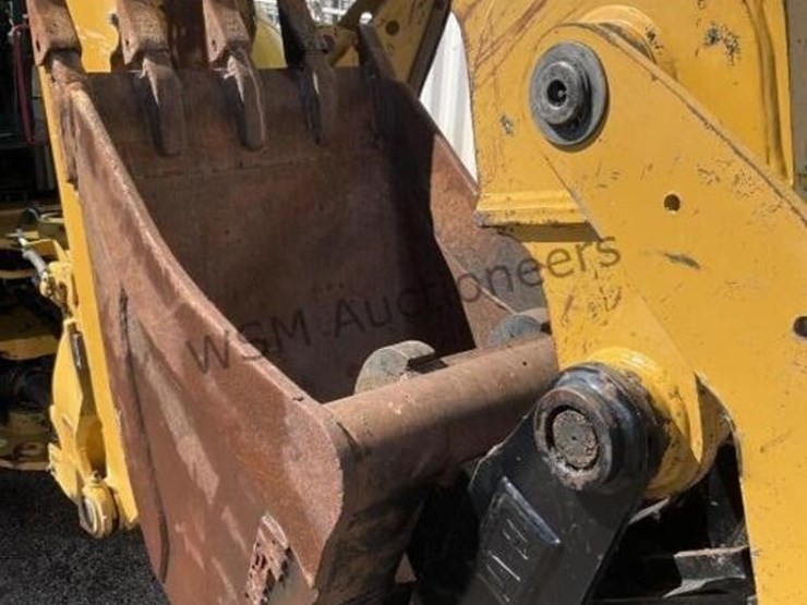 caterpillar-420e-image-11