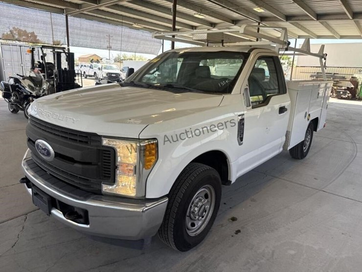 2017-ford-f250-image-4