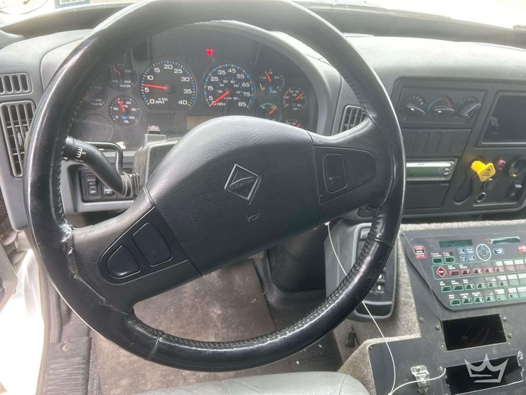 2006-international-durastar-4400-image-66