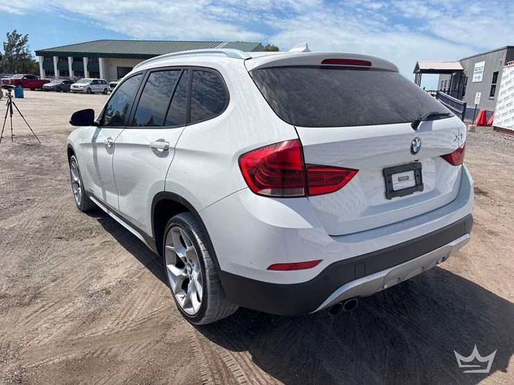 2015-bmw-x1-suv-image-4