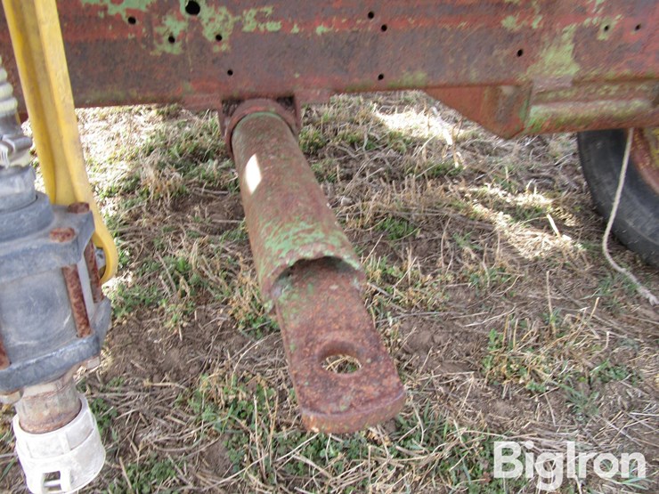 1025-gallon-water-tank-on-trailer-image-20