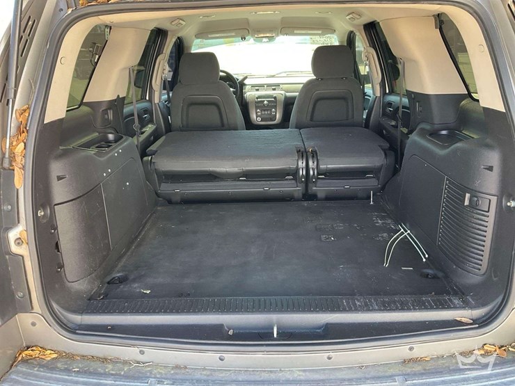 2009-chevrolet-tahoe-image-29