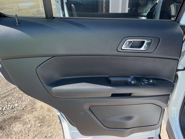 2017-ford-explorer-image-20