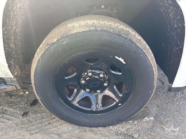 2017-chevrolet-tahoe-image-20