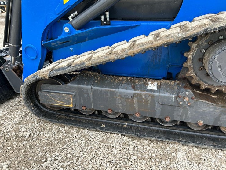 2022-new-holland-c362-image-18