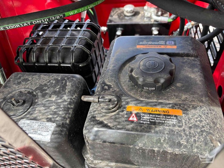 2025-ht360w-mini-walk-behind-track-loader-skid-steer-image-20