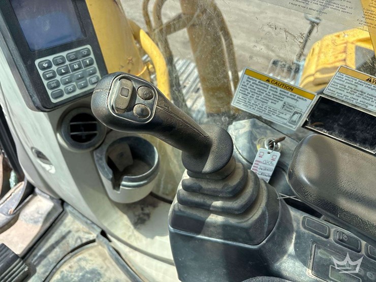 2014-kobelco-sk210-lc-image-33