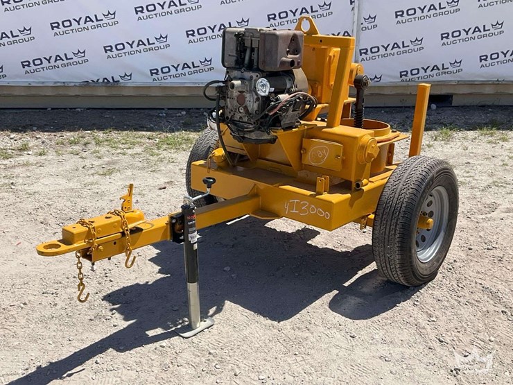 smalline-4in.-double-diaphragm-s/a-towable-trash-pump-image-1