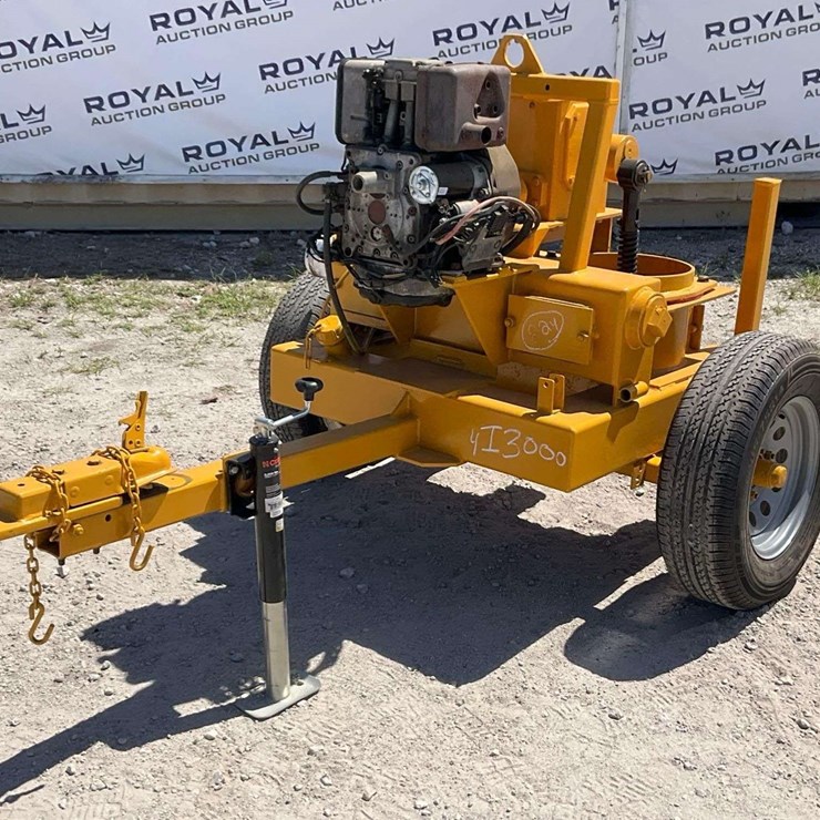 Smalline 4in. Double Diaphragm S/A Towable Trash Pump