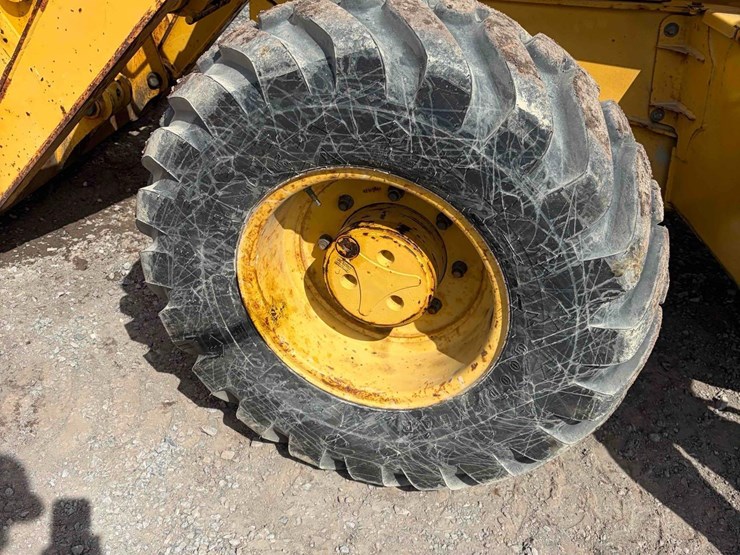 2006-deere-310sg-image-15