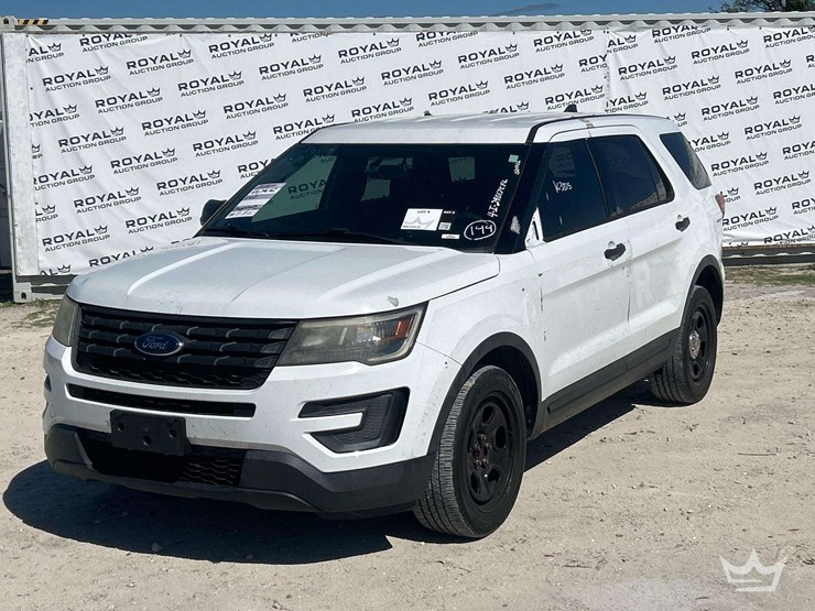 2019-ford-explorer-image-1