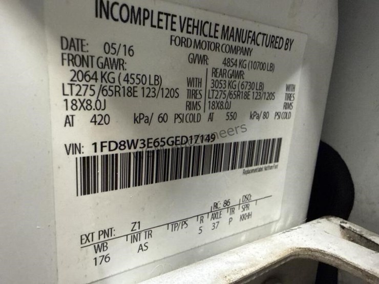 2016-ford-f350-image-18