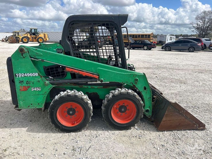 2020-bobcat-s450-image-17